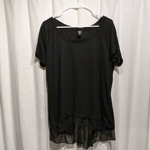 Torrid T-shirt with lace Size 1X Black